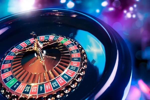 aplikasiqq app dashboard showing sportsbook, live dealer, and slot game categories